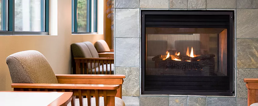 Smoky Effect Electric Fireplace Logs in Chambly, Quebec
