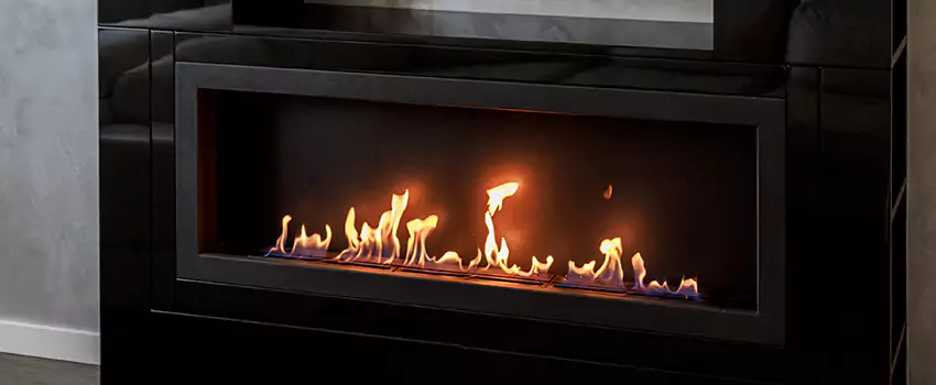 Town & Country Outdoor Fireplace in Chambly, QC